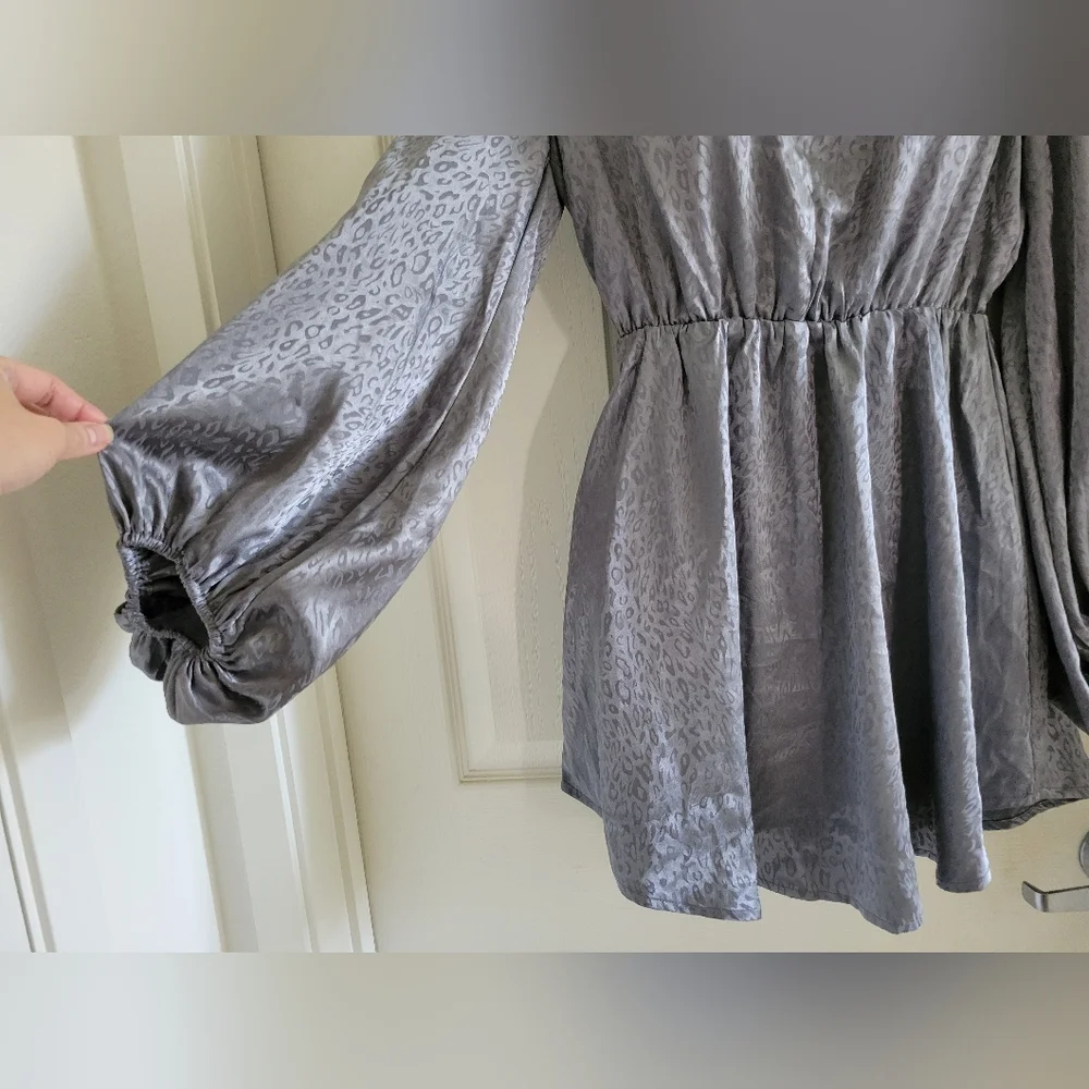 ✨️HP✨️Sage The Label | Anthro | NWT Wild Thoughts Silver Jacquard Leopard Dress - Picture 9 of 16